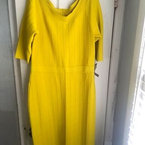Off the shoulder dress yellow-green